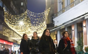 Foto: Dž. K. / Radiosarajevo.ba / Novogodišnji ukrasi u Sarajevu