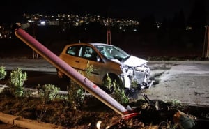 Foto: Hercegovina info / Saobraćajna nesreća u Mostaru