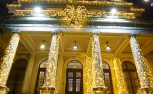 Foto: Dž. K. / Radiosarajevo.ba / Ukrašeno Narodno pozorište Sarajevo