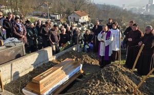 Foto: Hrvatski glasnik / Sahranjen fra Franjo Ninić