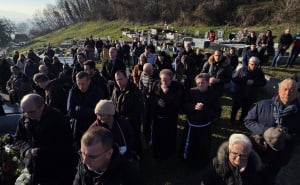 Foto: Hrvatski glasnik / Sahranjen fra Franjo Ninić