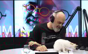 Foto: Screenshot / Edi Rama i mačka