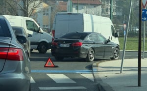 FOTO: Radiosarajevo.ba / Saobraćajna nesreća na Mojmilu