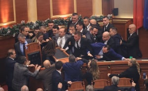 Foto: AA / Haos u skupštini Albanije