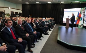 Foto: MINA / Priština domaćin izložbe o razaranju džamija u BiH i na Kosovu