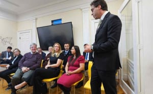 Foto: Facebook / Denis Bećirović s bh. dijasporom