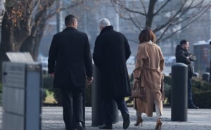 Foto: N. G. / Radiosarajevo.ba / Lideri vladajuće koaliciji stigli na sastanak u Ambasadu SAD