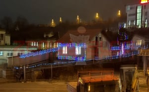 Foto: Zenicablog / Ukrašena kuća porodice Ljubas