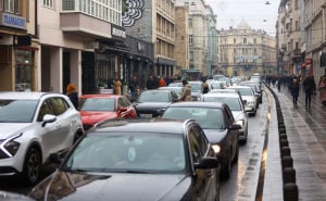 Foto: Dž. K. / Radiosarajevo.ba / Gužva u Titovoj