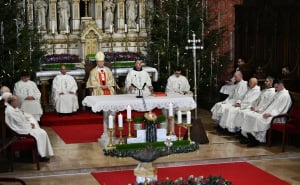 Foto: A. K. / Radiosarajevo.ba / Božićno bdijenje u Katedrali Srca Isusova