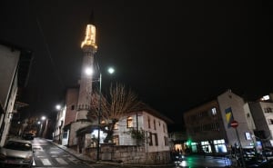 Foto: A. K. / Radiosarajevo.ba / U džamijama u Sarajevu vjernici obilježili Lejletu-r-Regaib