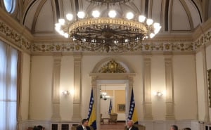 Foto: Predsjedništvo BiH / Denis Bećirović i Dino Merlin