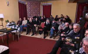 Foto: N.G./Radiosarajevo.ba / Premijera 'Snajpera' u novom teatru u Sarajevu