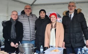 Foto: Općina Novo Sarajevo / Novogodišnje druženje Benjamine Karić sa građanima