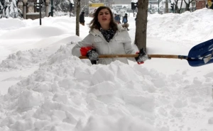 Foto: EPA-EFE / Snijeg u Sarajevu u februaru 2012. godine