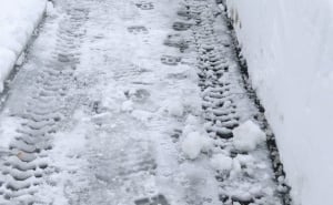 Foto: Facebook/ Semir Efendić / Privatne firme i Lokom čiste Općinu Novi Grad