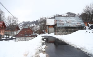 Foto: Dž. K. / Radiosarajevo.ba / Selo Umoljani na Bjelašnici