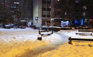 Foto: Čitatelj/Radiosarajevo.ba / Trotoari u naselju Otoka očišćeni od snijega