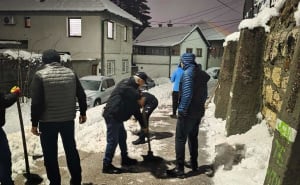 Foto: Čitatelji / Čišćenje snijega na Vratniku