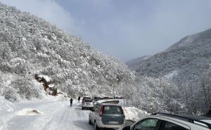 Foto: RTRS / Zastoj na putu Sarajevo-Foča zbog nesreće