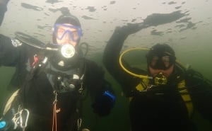 Foto: Facebook / Ronjenje ispod leda