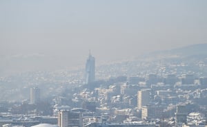 Foto: N. G. / Radiosarajevo.ba / Sunce i smog iznad Sarajeva