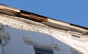 Foto: Fena / Obrušavanje fasade u Ferhadiji