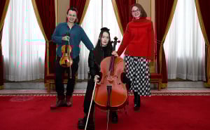 Foto: N. G. / Radiosarajevo.ba / Sonja Vojvodić – violina, Lidija Paulin – violončelo, Zerina Šabotić – klavir