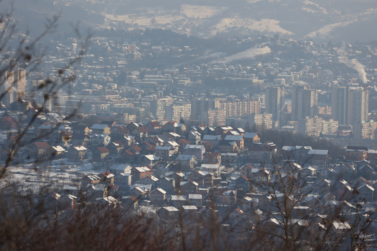 Pogled na Sarajevo sa brda Žuć