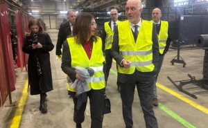 Foto: Ambasada Italije u BiH / Posjeta italijanske ambasadorice Sarah Castellani pogonima kompanije PMP