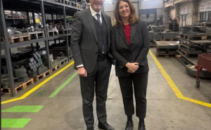 Foto: Ambasada Italije u BiH / Posjeta italijanske ambasadorice Sarah Castellani pogonima kompanije PMP