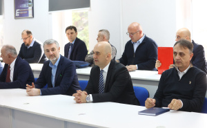 Foto: Dž. K. / Radiosarajevo.ba / Okrugli stol pod nazivom "Da li proces sticanja vozačke dozvole u Bosni i Hercegovini utiče na povećanje broja saobraćajnih nezgoda?"