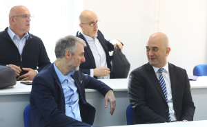 Foto: Dž. K. / Radiosarajevo.ba / Okrugli stol pod nazivom "Da li proces sticanja vozačke dozvole u Bosni i Hercegovini utiče na povećanje broja saobraćajnih nezgoda?"