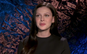 Foto: Screenshot/Youtube / Nicole Peltz