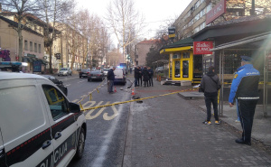 FOTO: Radiosarajevo.ba / Razbijeni portali u Alipašinoj ulici