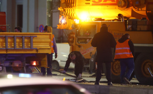 Foto: Dž. K. / Radiosarajevo.ba / Uklanjanje ograde na tramvajskoj stanici