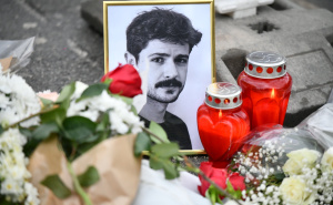 Foto: A. K. / Radiosarajevo.ba / Mirno okupljanje za Erdoana Morankića