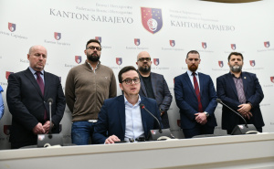 Foto: A. K. / Radiosarajevo.ba / Konferencija za medije Vlade KS