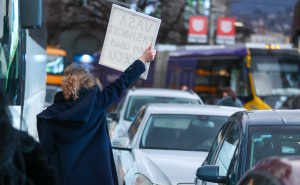 Foto: Dž. K. / Radiosarajevo.ba / Blokiran saobraćaj na Marijin Dvoru
