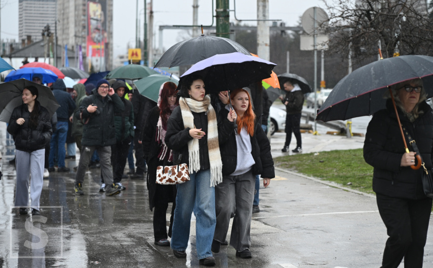 Okupljanje građana u Sarajevu