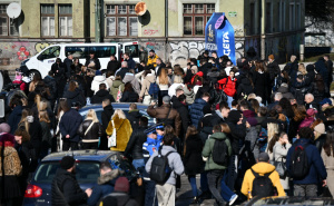 Foto: A. K. / Radiosarajevo.ba / Počeli protesti ispred Zemaljskog muzeja