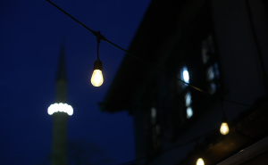 Foto: Dž.K. / Radiosarajevo.ba / Ramazanski akšam na Baščaršiji