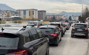 Foto: Dž. K. / Radiosarajevo.ba / Gužva na potezu od Dobrinje do Istočnog Sarajeva
