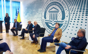 Foto: Dž.K. / Radiosarajevo.ba / Sead Turčalo, Šefik Džaferović, Mirko Pejanović, Ejup Ganić i Miro Lazović