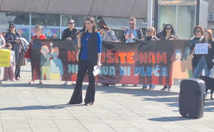 Foto: FENA / Osmomartovski marš u Banjoj Luci