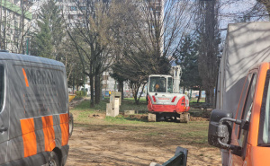 Foto: Radiosarajevo.ba / Radovi na uređenju novog parka na Trgu heroja