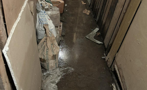 Foto: Ustupljene fotografije / Fekalije u ulici Hamdije Čemerlića 14