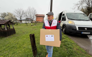 Foto: Ambasada Katara u BiH / Država Katar osigurala pakete povratničkim porodicama u RS-u