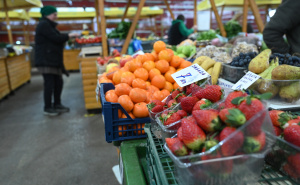 Foto: N. G. / Radiosarajevo.ba / Voće na sarajevskoj pijaci