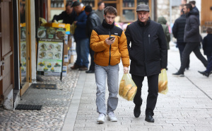 Foto: Dž. K. / Radiosarajevo.ba / Bajramsko jutro na Baščaršiji